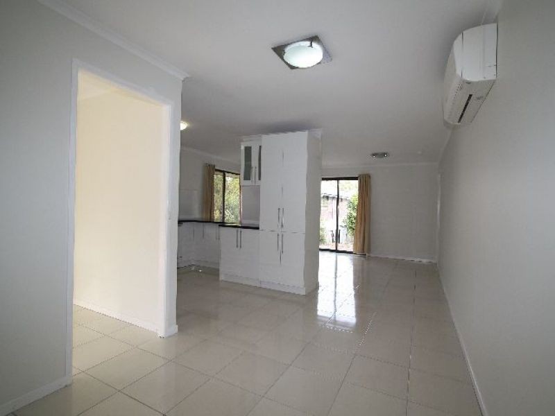 9 Lovell Court, Sinnamon Park QLD 4073