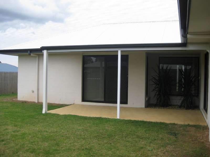 15 Cherrytree Crescent, Upper Caboolture QLD 4510