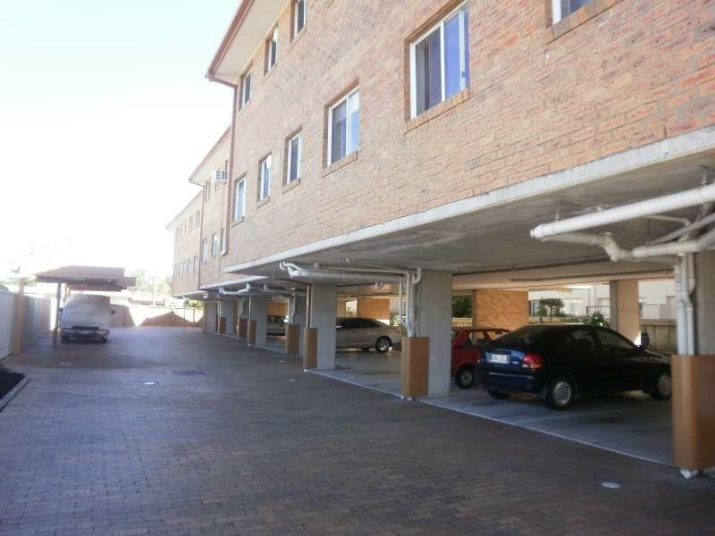 11/4 Brighton Street, Biggera Waters QLD 4216