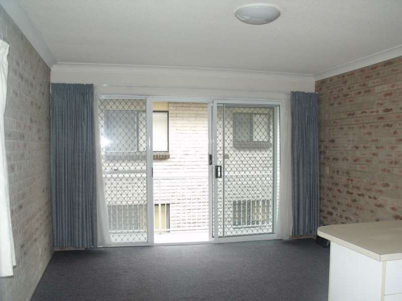 11/4 Brighton Street, Biggera Waters QLD 4216