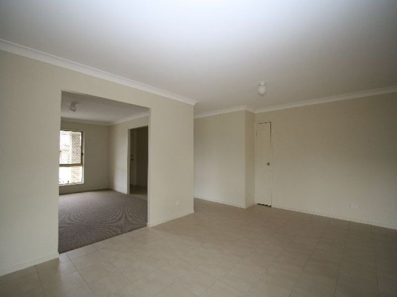 10 Davison Court, Marsden QLD 4132