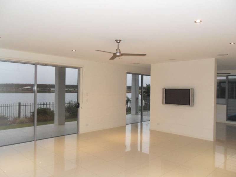 5 Plimsol Court, Wurtulla QLD 4575