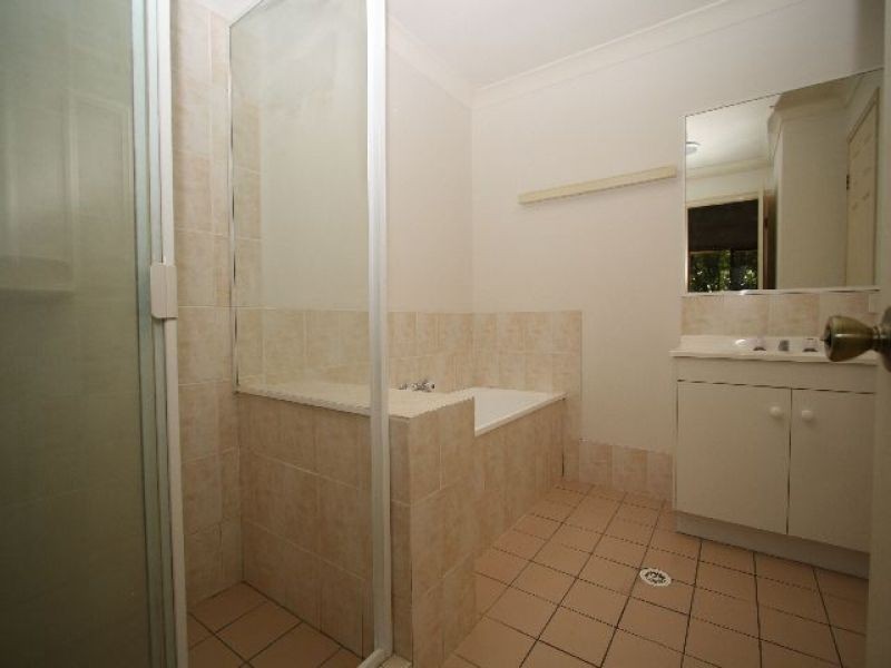 7 Clarence Place, Forest Lake QLD 4078