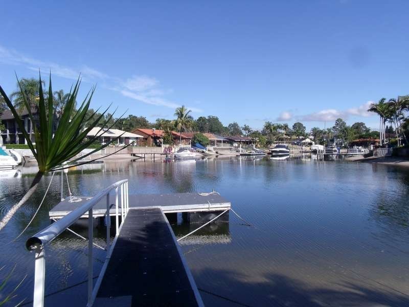 24 Marco Polo Place, Hollywell QLD 4216