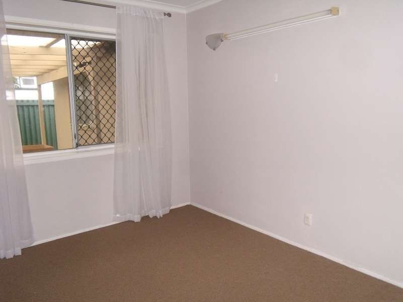 22 Neville Avenue, Southport QLD 4215