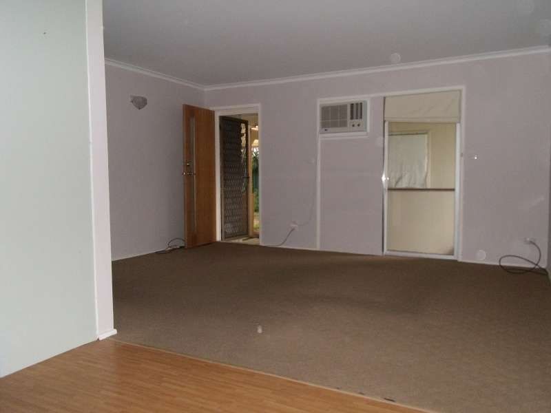 22 Neville Avenue, Southport QLD 4215