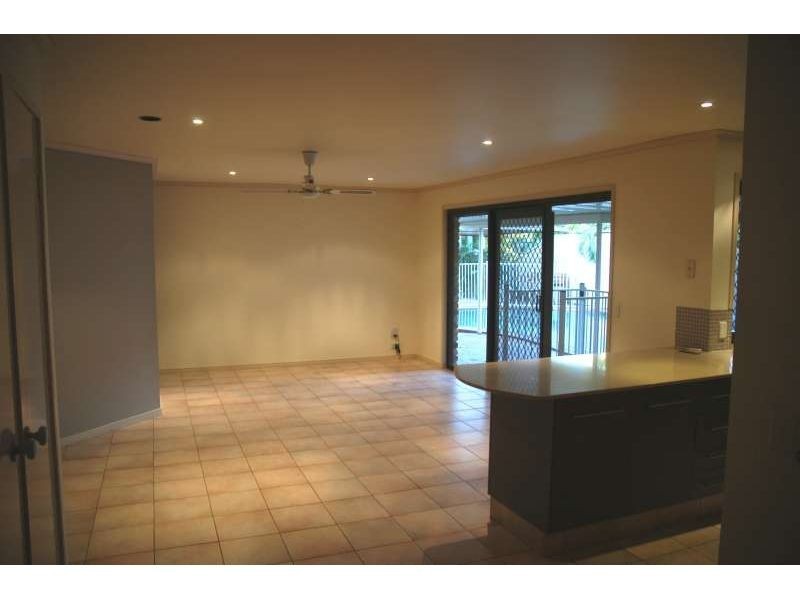 113 Columbus Drive, Hollywell QLD 4216