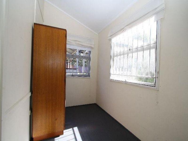 47 Grantson Street, Windsor QLD 4030