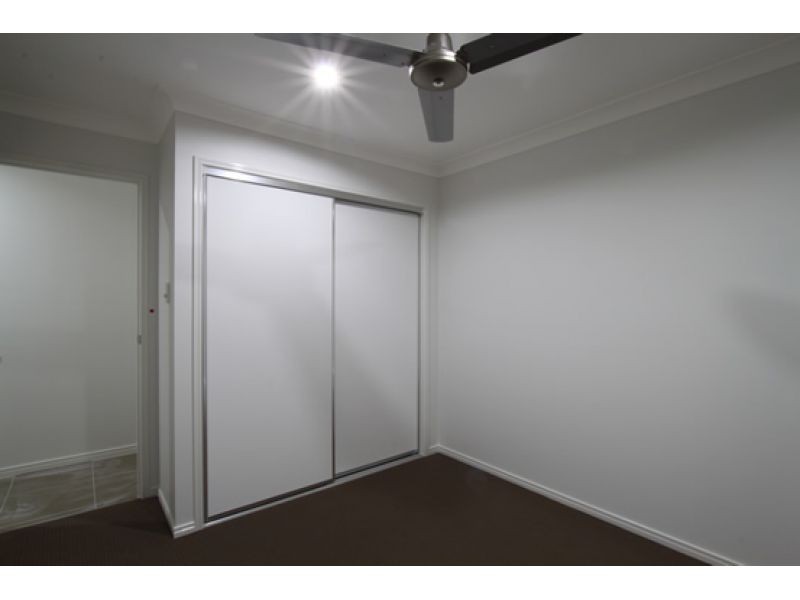 1/35 Sunflower Crescent, Upper Caboolture QLD 4510