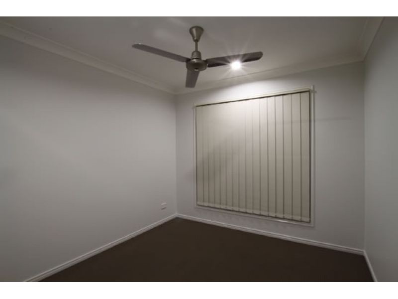 2/32 Lanita Chase n/a, Morayfield QLD 4506