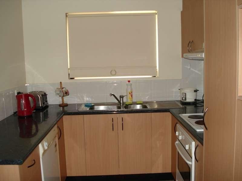 3/52 Mitre Street, St Lucia QLD 4067