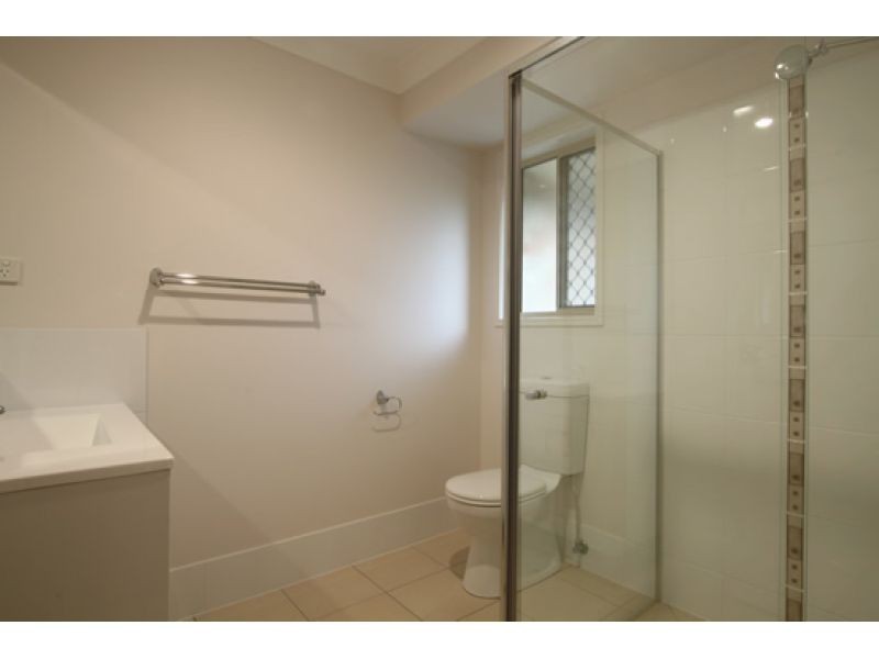 1/64 Sunflower Crescent, Upper Caboolture QLD 4510