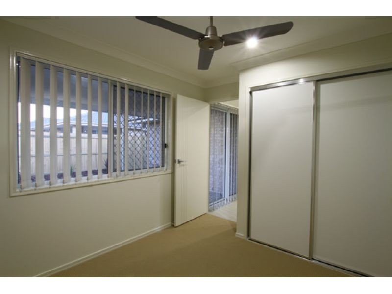 2/5 Jeita Circuit, Caboolture QLD 4510