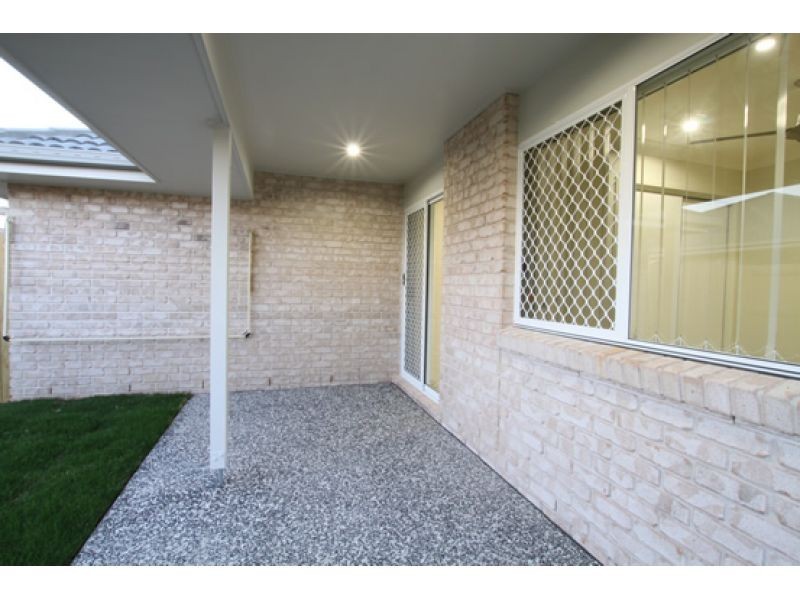 2/5 Jeita Circuit, Caboolture QLD 4510