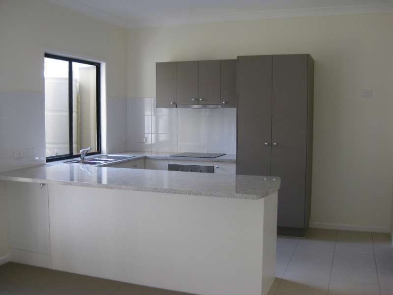 20/3 Swordgrass Court, Kallangur QLD 4503