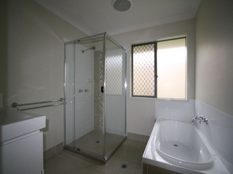 1 Nathan Close, Redbank Plains QLD 4301