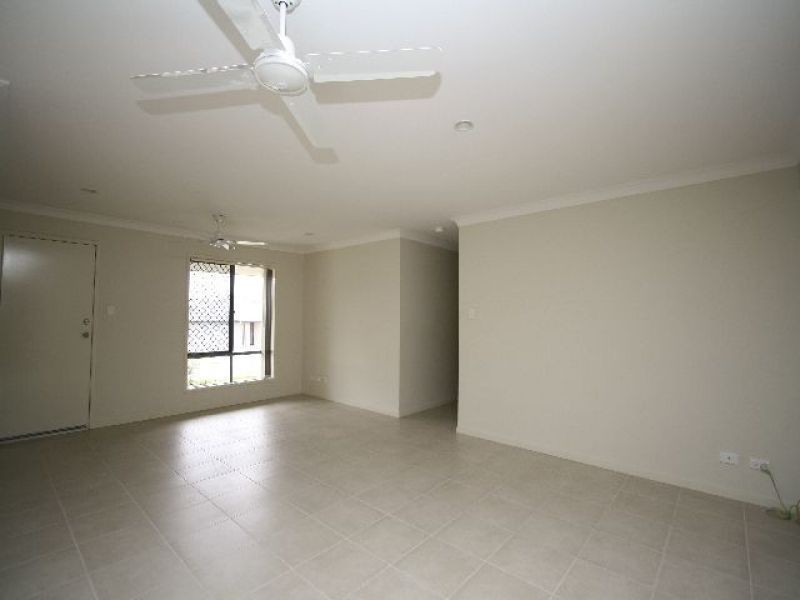 1 Nathan Close, Redbank Plains QLD 4301