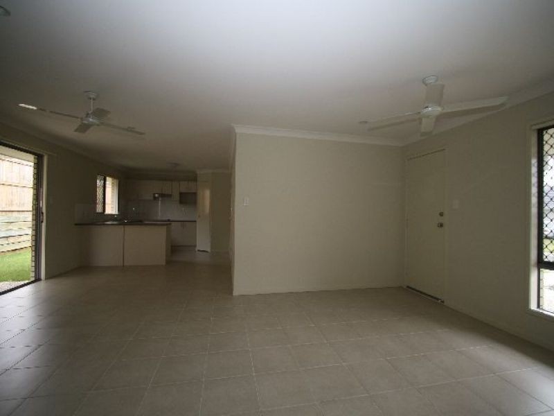 1 Nathan Close, Redbank Plains QLD 4301