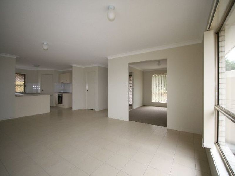 12 Newhaven Street, Marsden QLD 4132