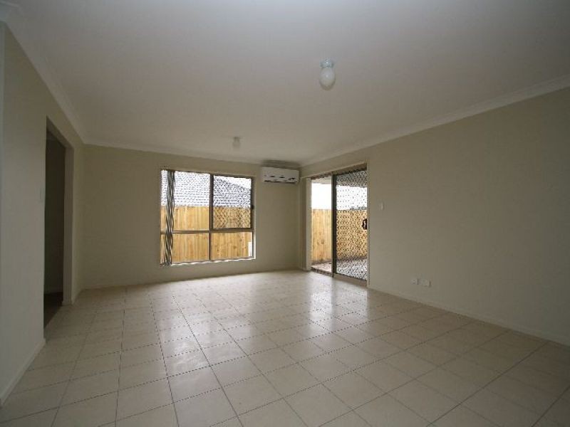 12 Newhaven Street, Marsden QLD 4132