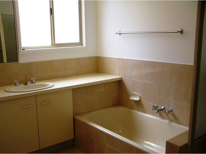 16/81 Olsen Avenue, Labrador QLD 4215