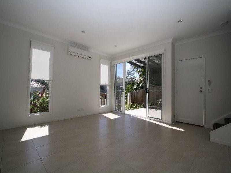 3/7 Coyne Street, Sherwood QLD 4075