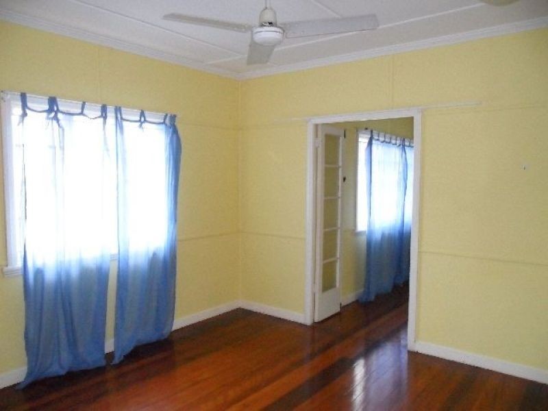 38 Quarry Road, Sherwood QLD 4075