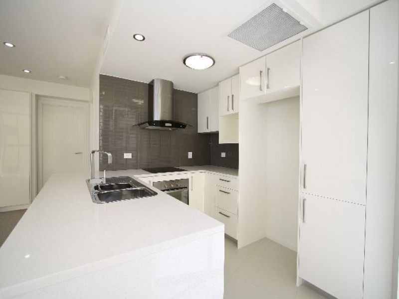 202/87 Marine Parade, Redcliffe QLD 4020