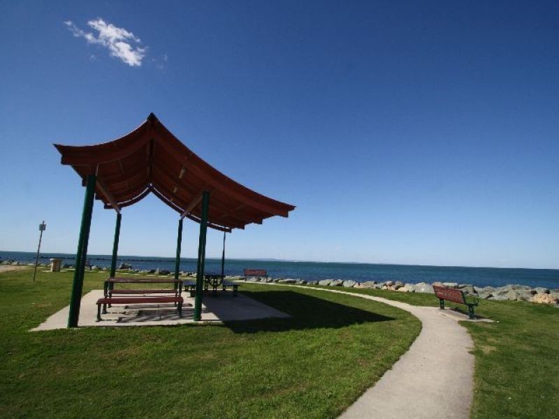 202/87 Marine Parade, Redcliffe QLD 4020