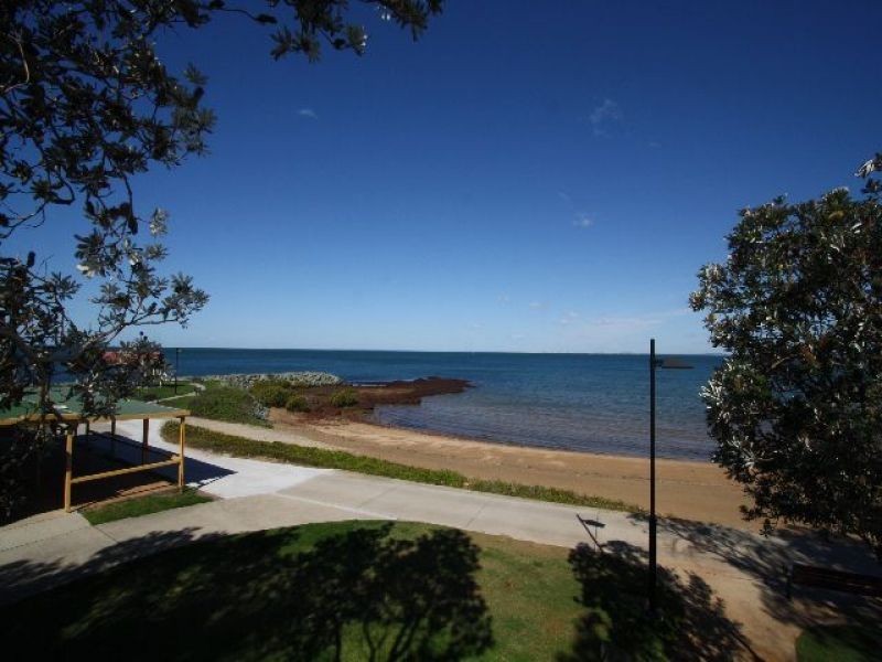 202/87 Marine Parade, Redcliffe QLD 4020