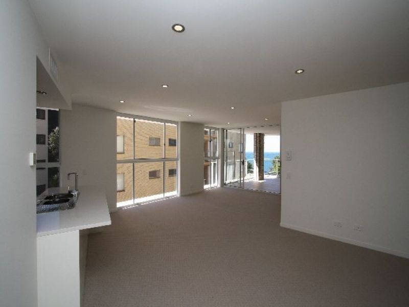 202/87 Marine Parade, Redcliffe QLD 4020