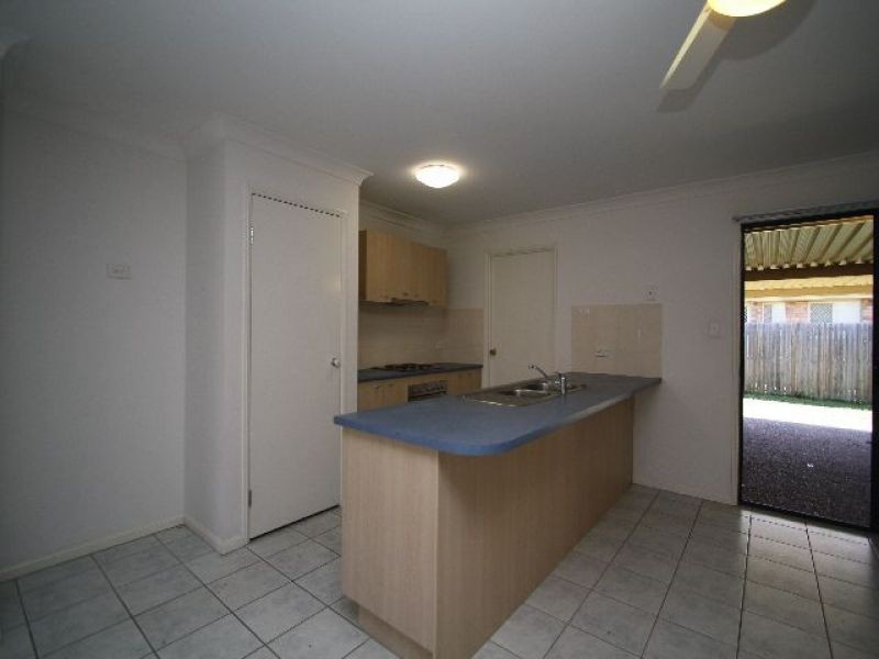 9 Overton Street, Calamvale QLD 4116