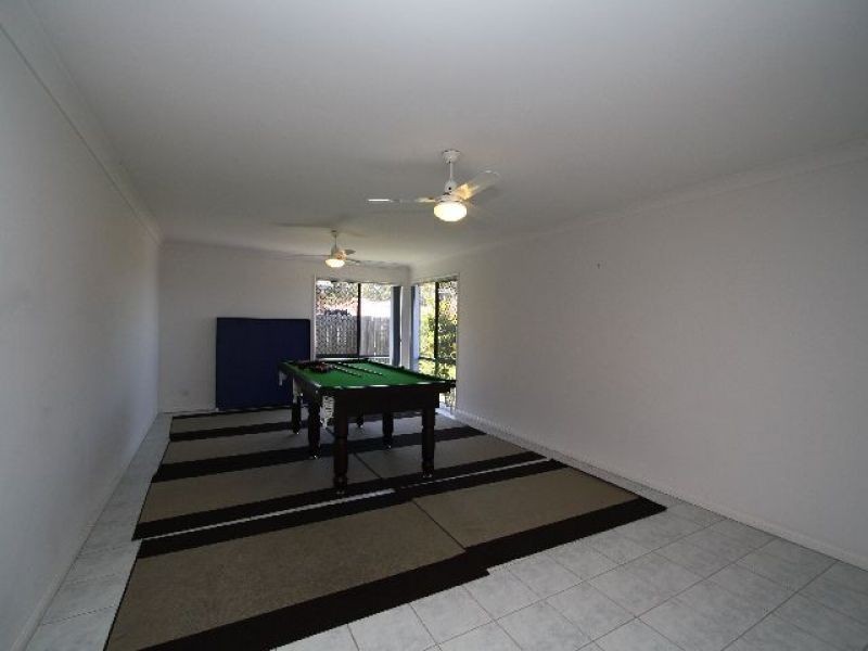 9 Overton Street, Calamvale QLD 4116