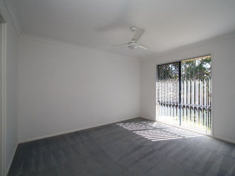 9 Overton Street, Calamvale QLD 4116
