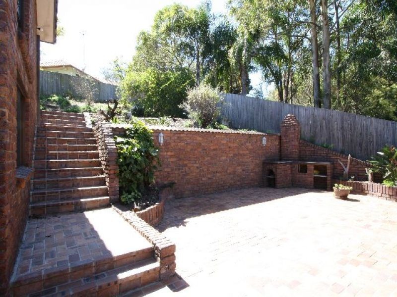 4 Parkview Crescent, Shailer Park QLD 4128