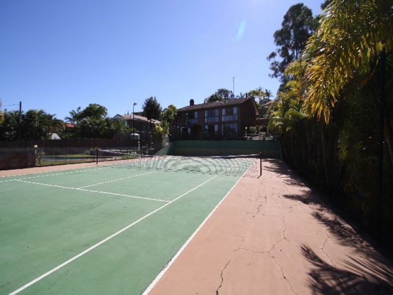 4 Parkview Crescent, Shailer Park QLD 4128