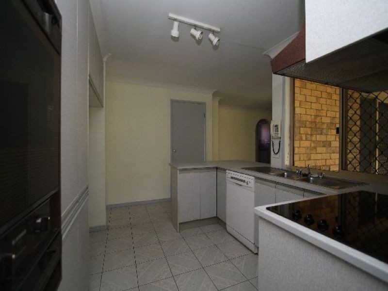 12 Gragin Place, Parkinson QLD 4115