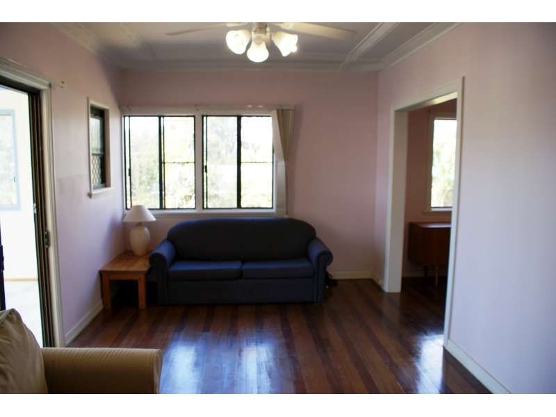 77 Landsboro Avenue, Boondall QLD 4034