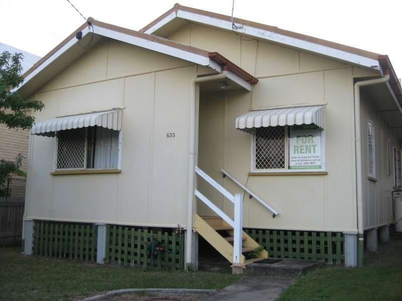 533 Oxley Avenue, Redcliffe QLD 4020