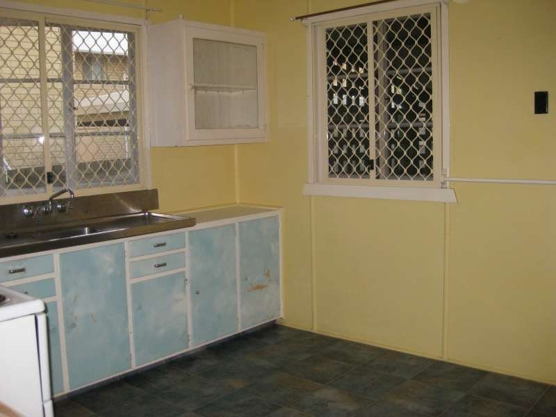 533 Oxley Avenue, Redcliffe QLD 4020