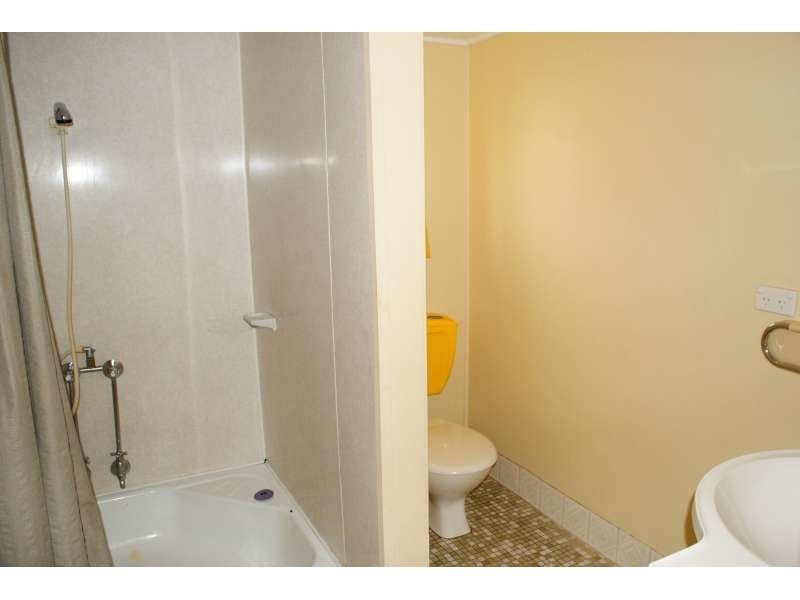 2 Sarah Street, Deagon QLD 4017