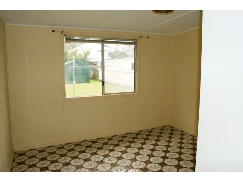 2 Sarah Street, Deagon QLD 4017