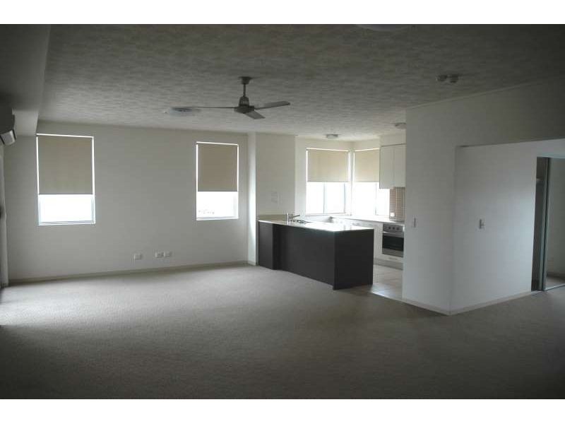 227/66 Sickle Avenue, Hope Island QLD 4212