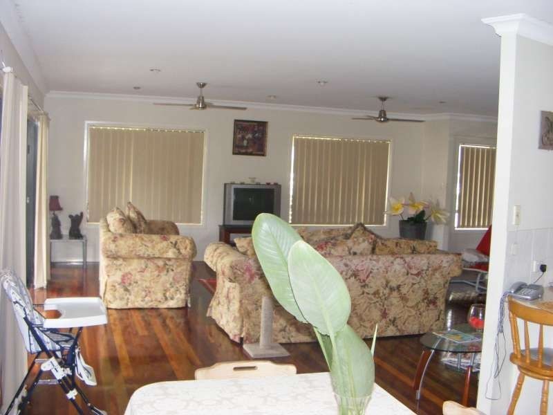 4 Koomooloo Circle, Coomera QLD 4209