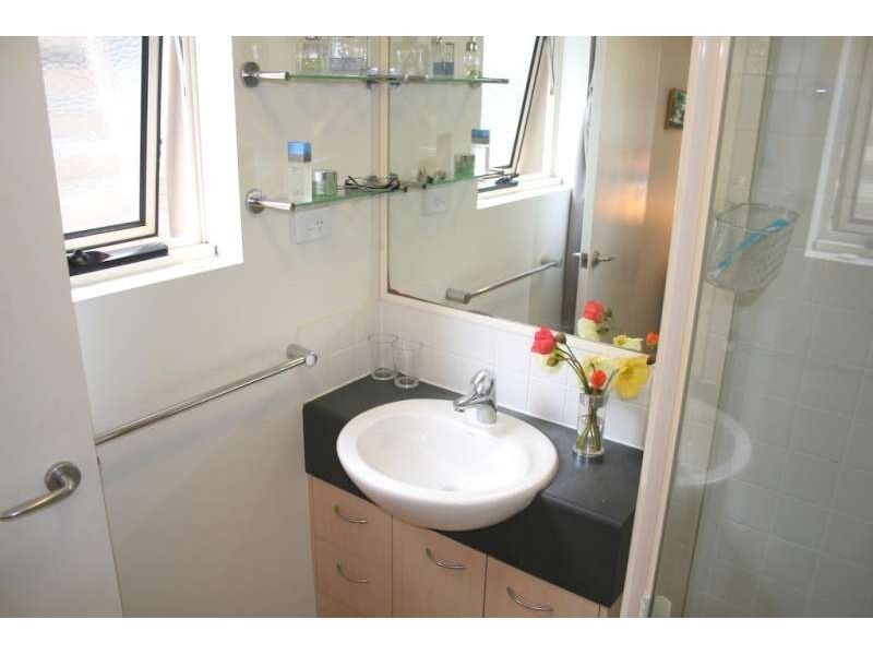 1/9 Grimes Street, Auchenflower QLD 4066