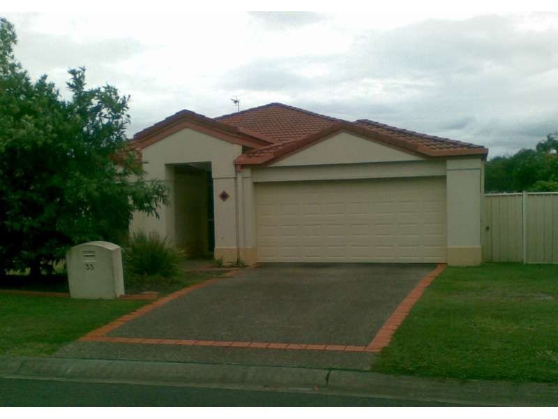 33 Ingles Circuit, Arundel QLD 4214