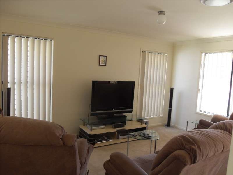 16 Leichhardt Street, North Lakes QLD 4509