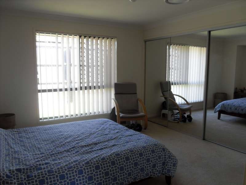 16 Leichhardt Street, North Lakes QLD 4509