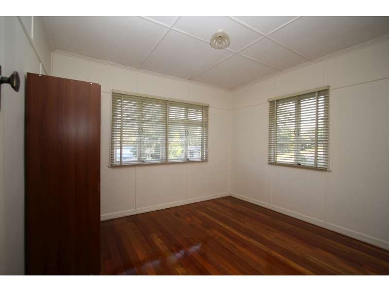 56 Diamond Street, Holland Park QLD 4121