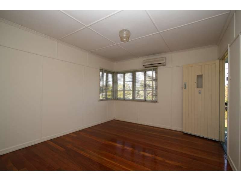 56 Diamond Street, Holland Park QLD 4121